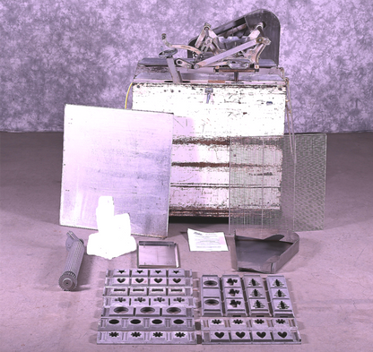 WORKING AS IN WATCHED VIDEO RHODES KOOK-E-KING 13 DIES COOKIE DEPOSITER FREESHIP