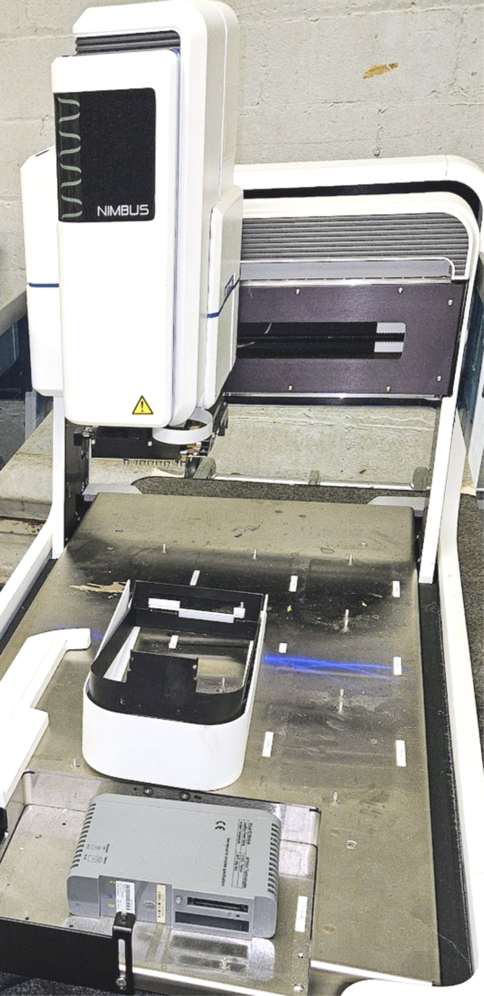 HAMILTON MICROLAB NIMBUS NGS LIQUID HANDLER emPCR WORKSTATION PowersOn FREESHIP