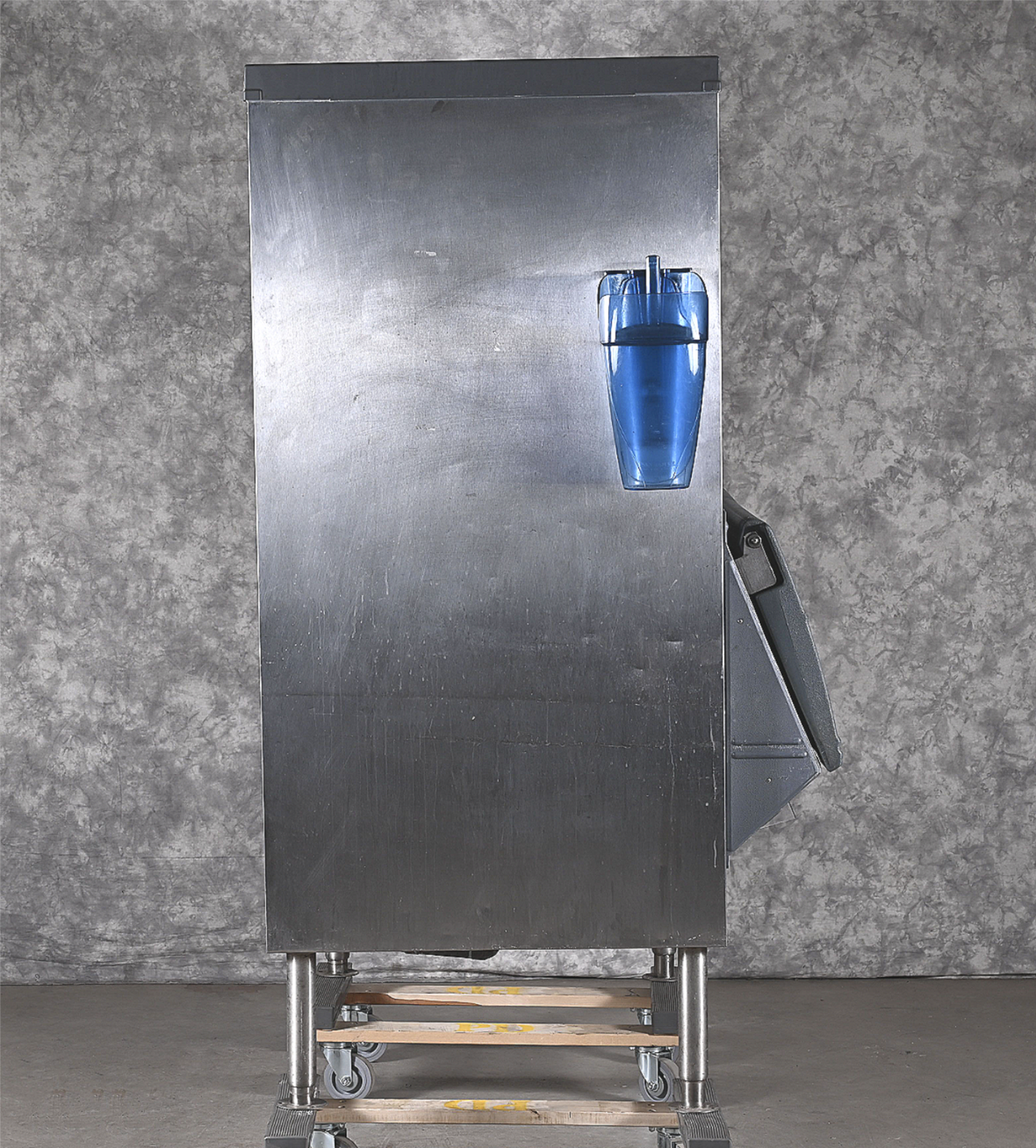 WARRANTY FOLLETT DEV1300SG-48-LP CUBE CHEWBLET 1320LBS ICE BIN PADDLE RAKE SCOOP