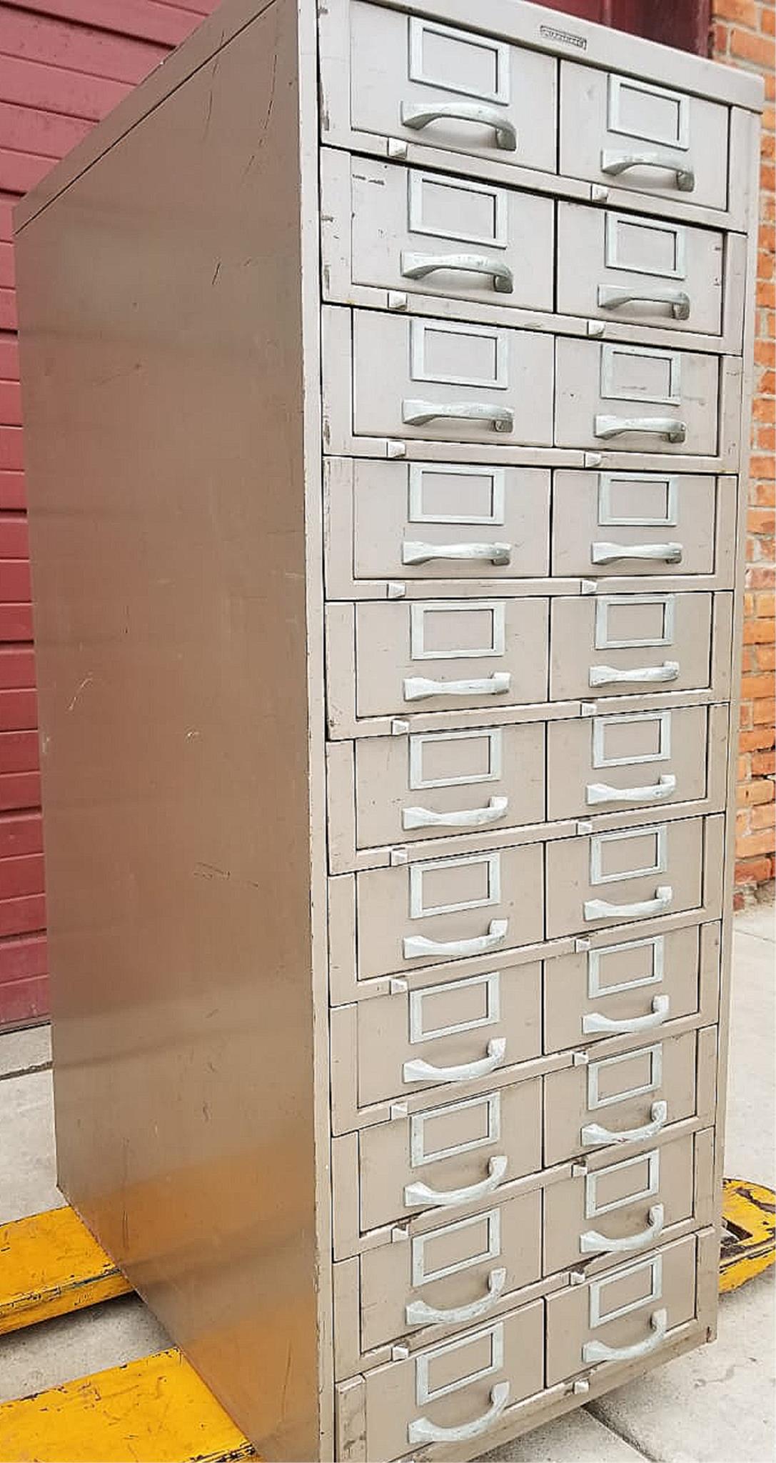 1950's STEELCASE WINE COLLECTIBLE GUN TOOLS STORAGE BIN CABINET PULL OUT DRAWER