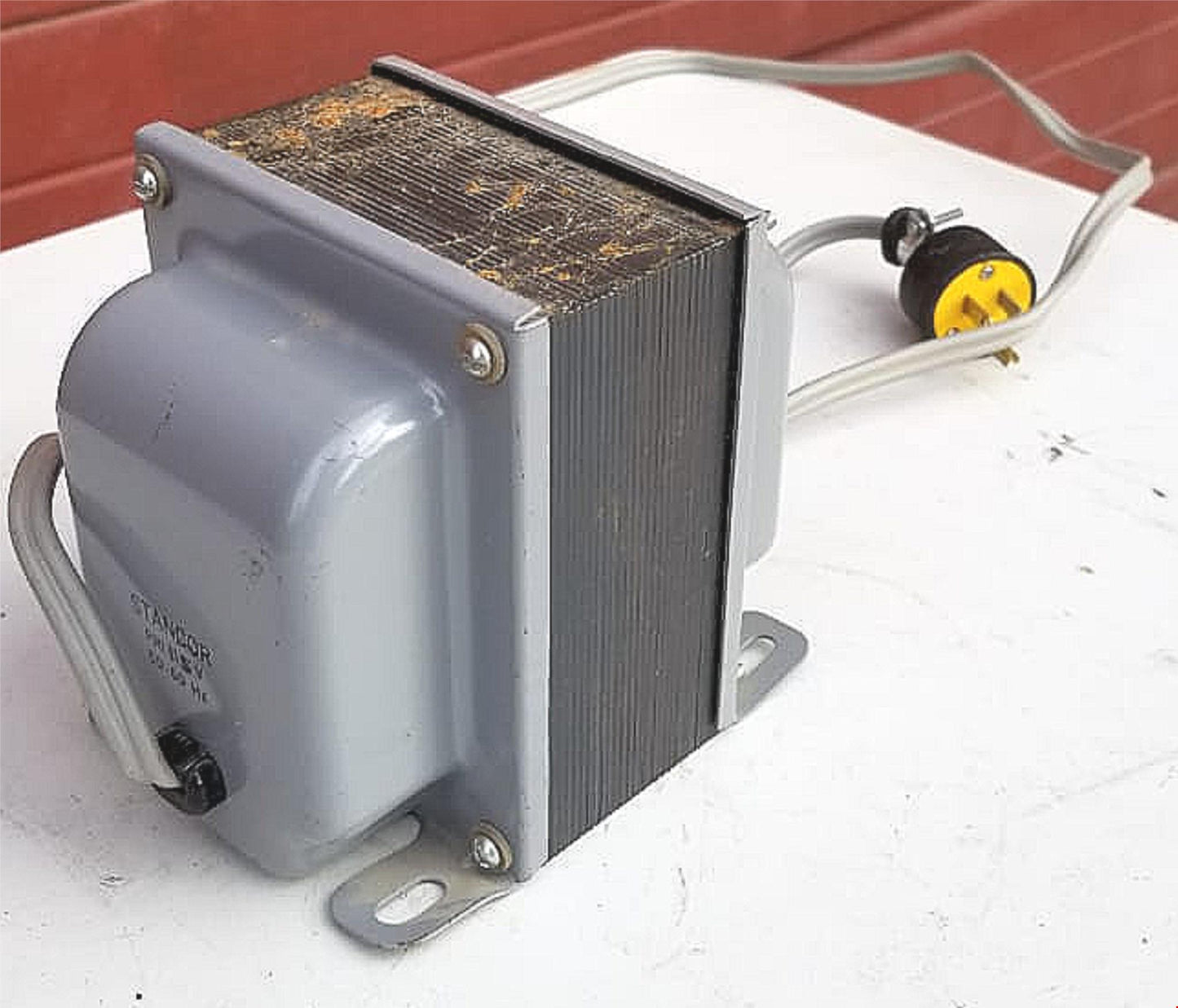 STANCOR GSD1500 STEP-DOWN 230 to 115VAC TRANSFORMER 1500VA FLANGE MOUNT FREESHIP