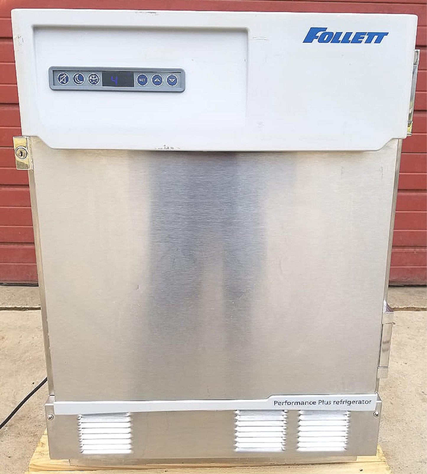 TOP OF THE LINE: FOLLETT REF5P-00-00 UNDERCOUNTER FRIDGE LAB BAR 120V FREE SHIP