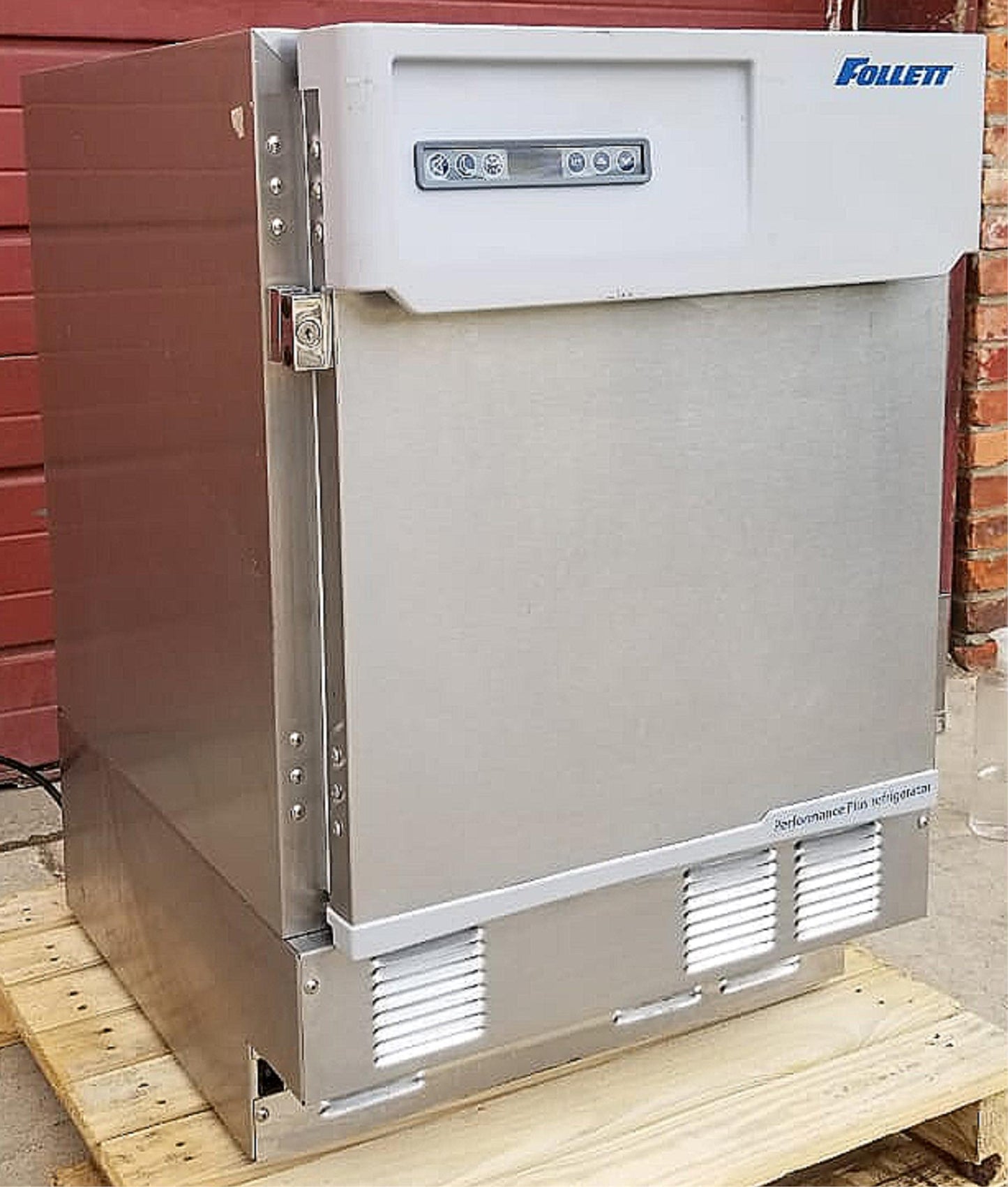 TOP OF THE LINE: FOLLETT REF5P-00-00 UNDERCOUNTER FRIDGE LAB BAR 120V FREE SHIP