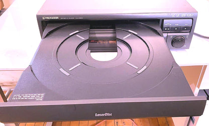 PIONEER CLD-V2600 PROFESSIONAL INDUSTRIAL LASERDISC CDV DISC CD PLAYER FREE SHIP