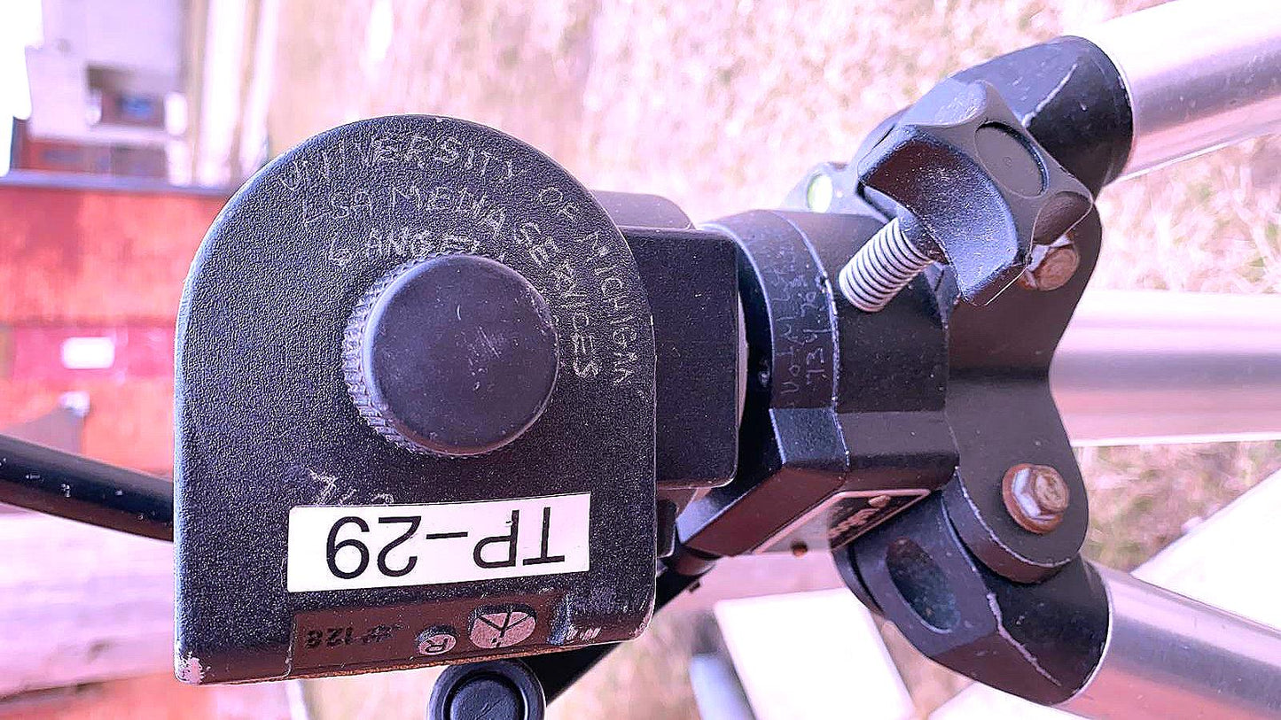 BOGEN MANFROTTO 3126 CINE VIDEO FLUID HEAD 3033 TRIPOD CASE WATCH VIDEO FREESHIP