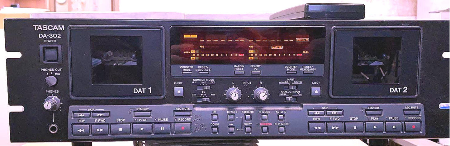 TEAC TASCAM DA-302 DUAL DIGITAL AUDIO TAPE DECK FREESHIP WATCHVIDEO