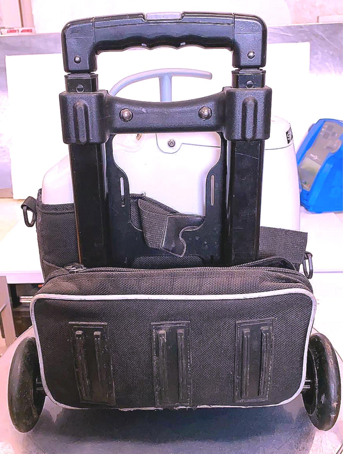 INOGEN ONE PORTABLE OXYGEN MEDICAL CONCENTRATOR & CART FREE SHIPPING WATCH VIDEO