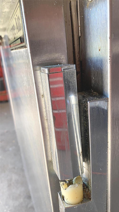 BEVERAGE-AIR 2 DOOR BKV SP60-16C SANDWICH PIZZA PREP TABLE FREE SHIP WATCH VIDEO