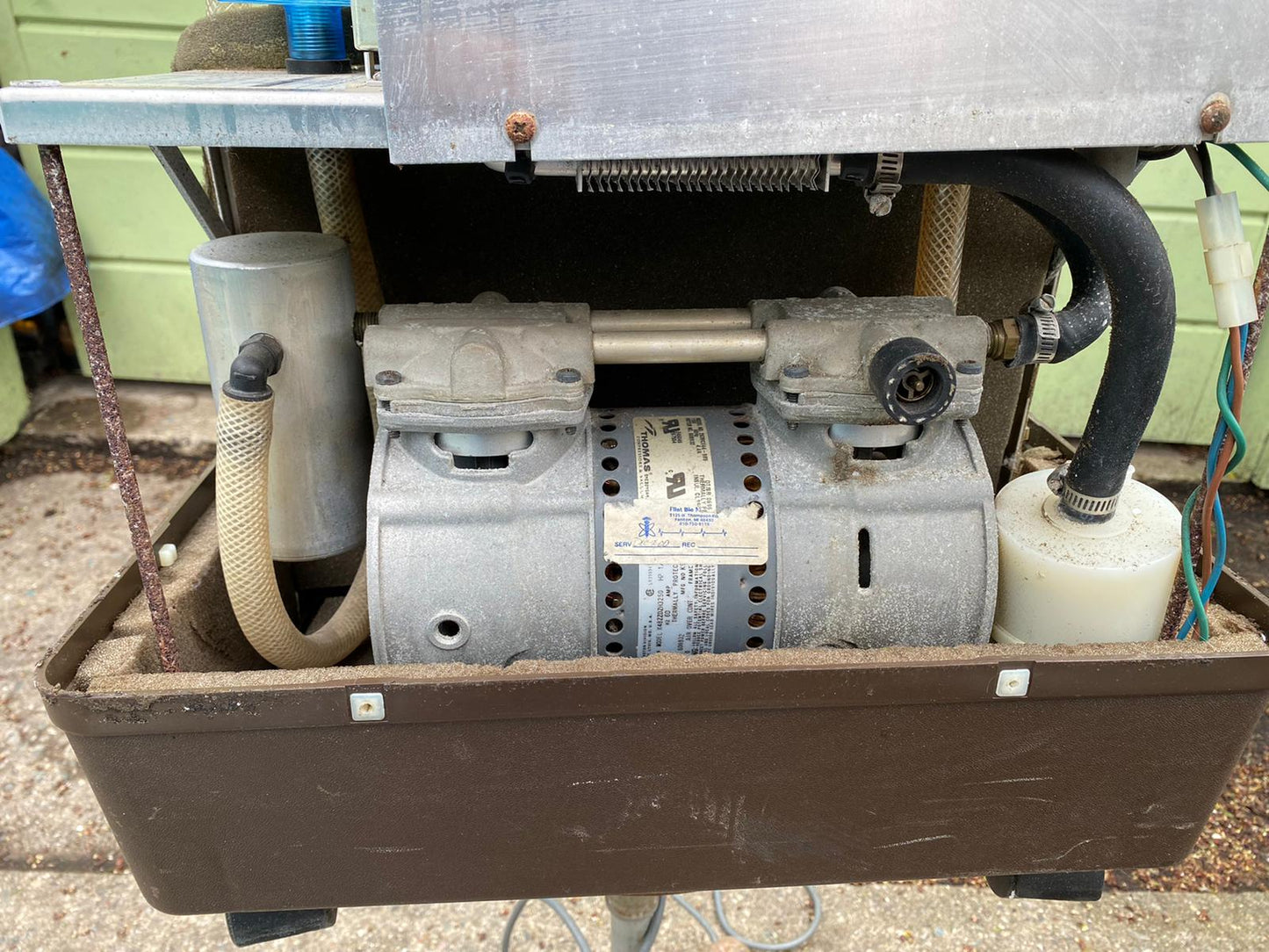 INVACARE V IRC50102 OXYGEN MEDICAL CONCENTRATOR COMPRESSOR FREE SHIP WATCH VIDEO