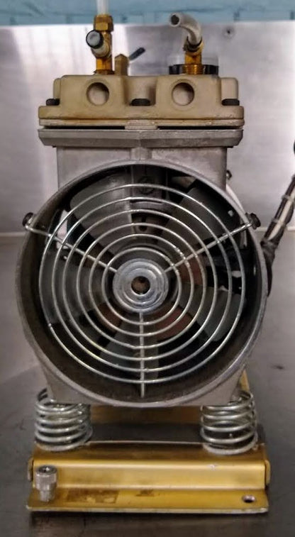 THOMAS 669420C-S PISTON AIR COMPRESSOR VACUUM PUMP