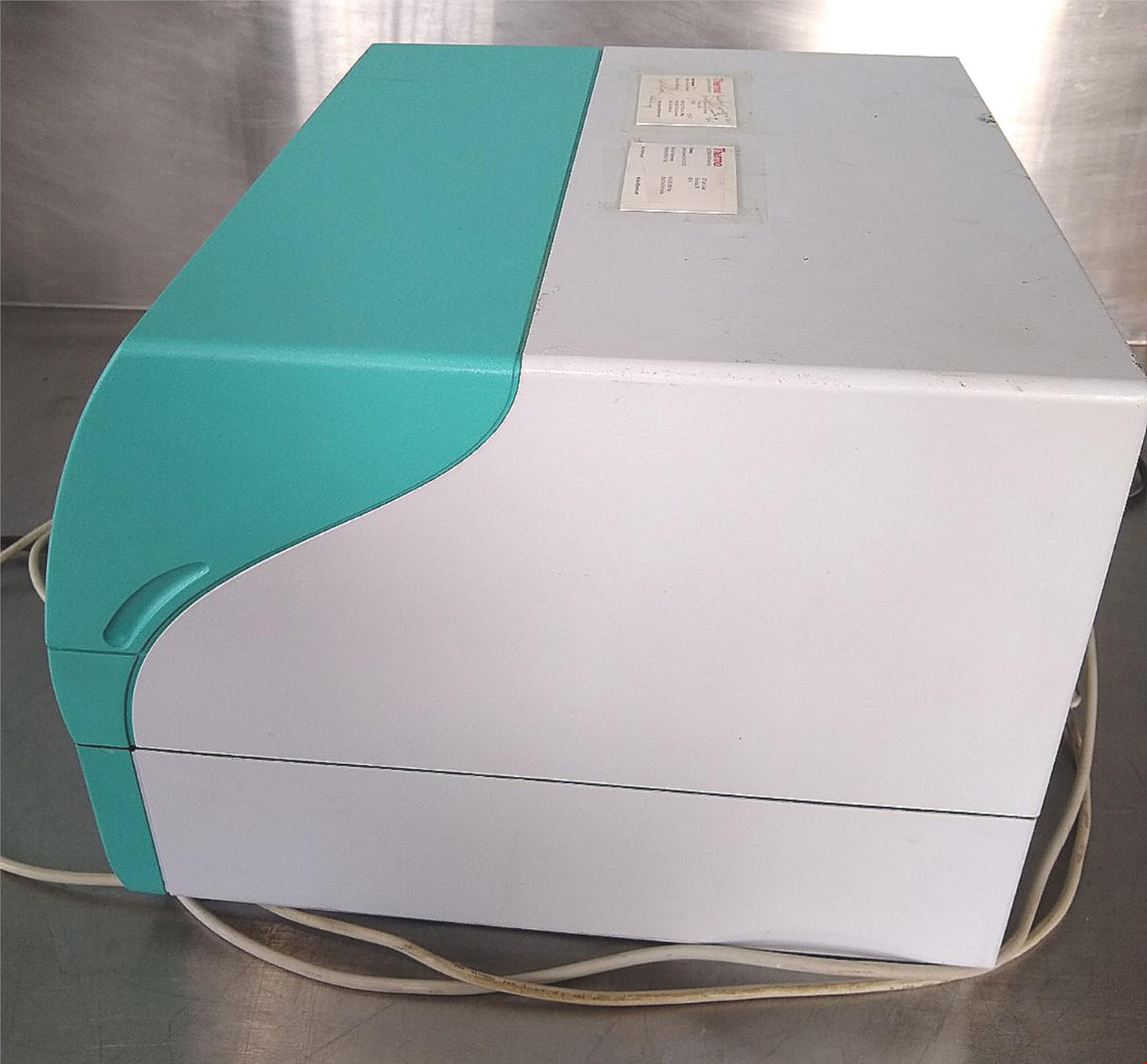 THERMO LAB 374 FLUOROSCAN MICROPLATE FLUOROMETER 100% GUARANTEED WORKIN FREESHIP