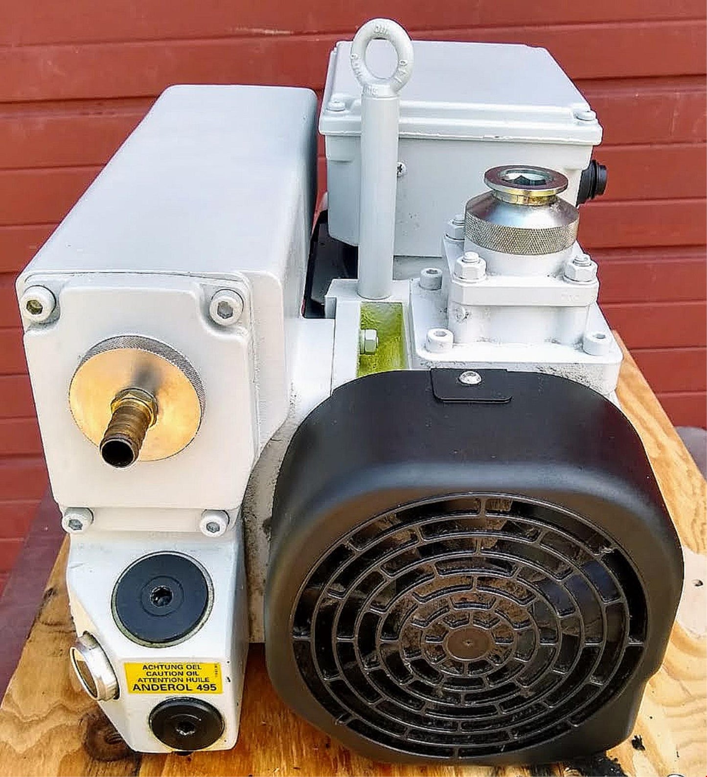 LEYBOLD SOGEVAC SV40 withLS100PR/T LEROY SOMER MOTOR ROTARY VANE VACUUM FREESHIP