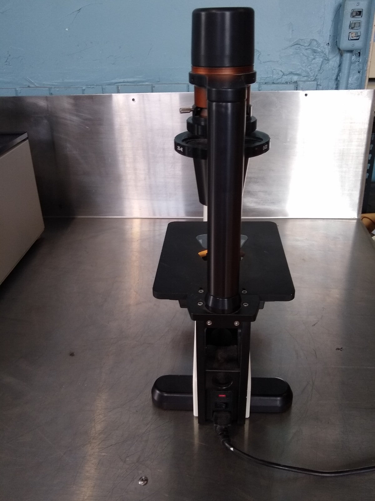 FISHER SCIENTIFIC Cat 12-560-45 MICROMASTER INVERTED PHASE MICROSCOPE FREE SHIP