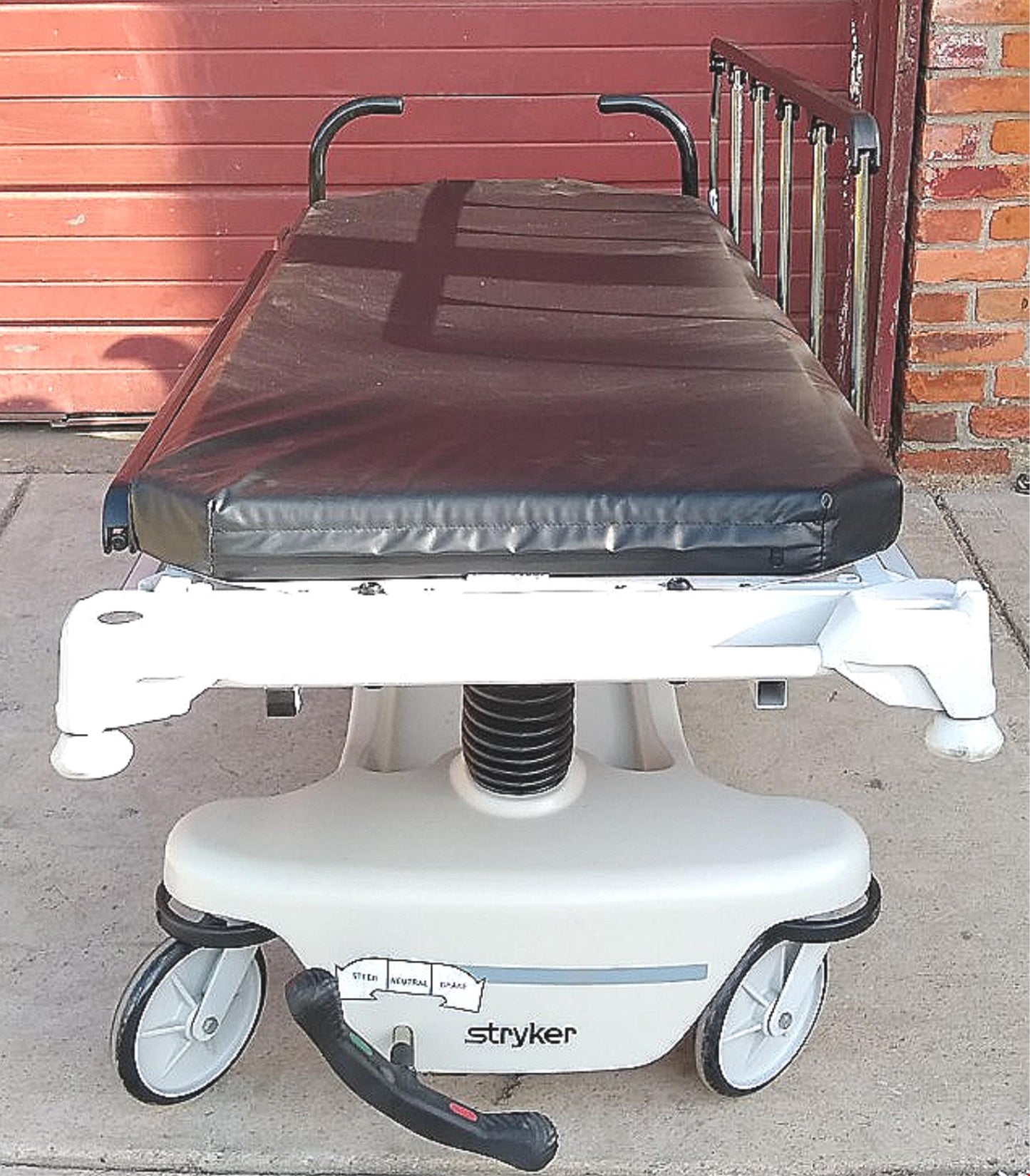 STRYKER ST104 (0735) HOSPITAL EMERGENCY TRANSPORT GURNEY STRETCHER - FREE SHIP