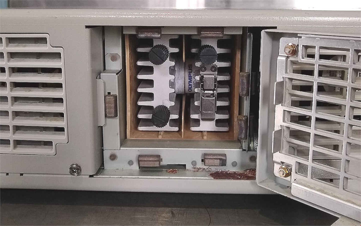 OLYMPUS CLV-S30 LAPAROSCOPY LIGHT SOURCE Endoscopy Video Halogen Lamp FREE SHIP