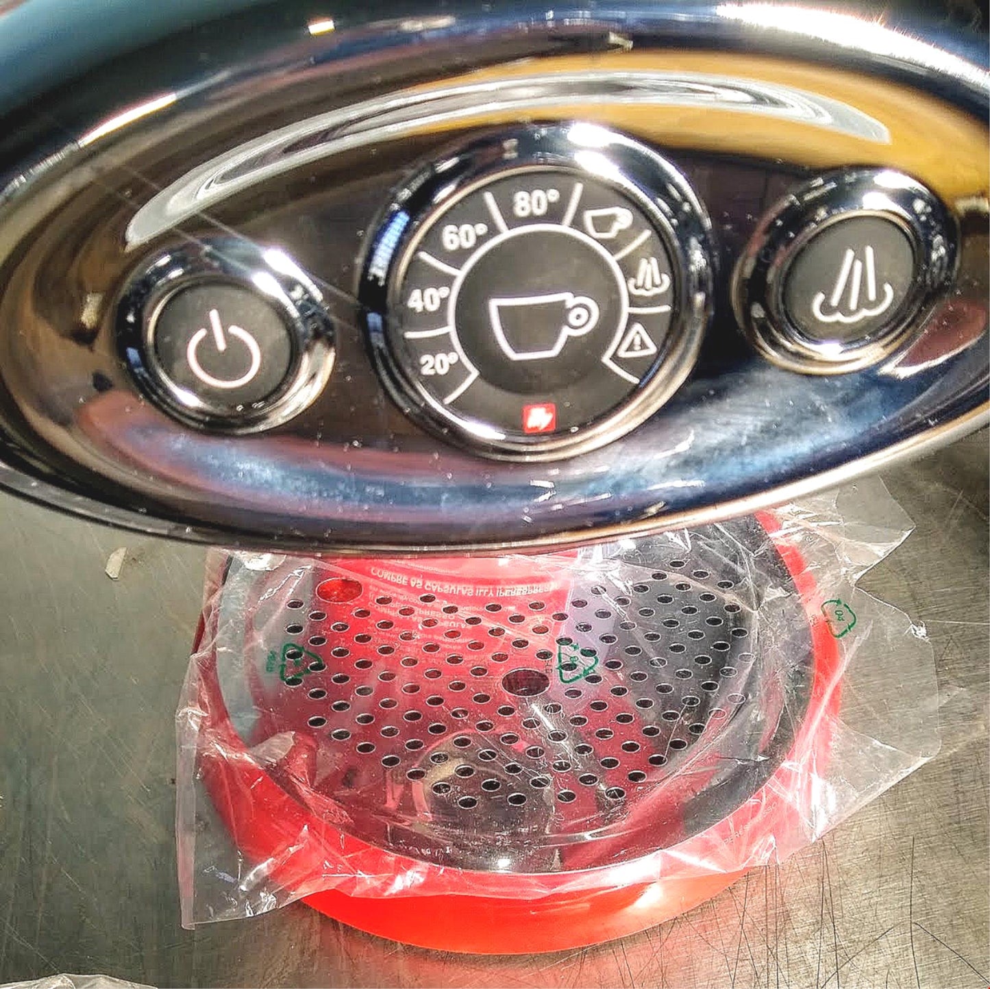 BRAND NEW ILLY X7.1 iperESPRESSO COFFEE MACHINE MADE-IN-ITALY with BOX FREE SHIP