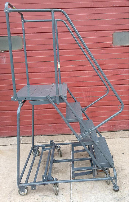 BALLYMORE 4STEP 40"High 450lbsCAPACITY FOUR WHEELED ROLLING STEP LADDER FREESHIP