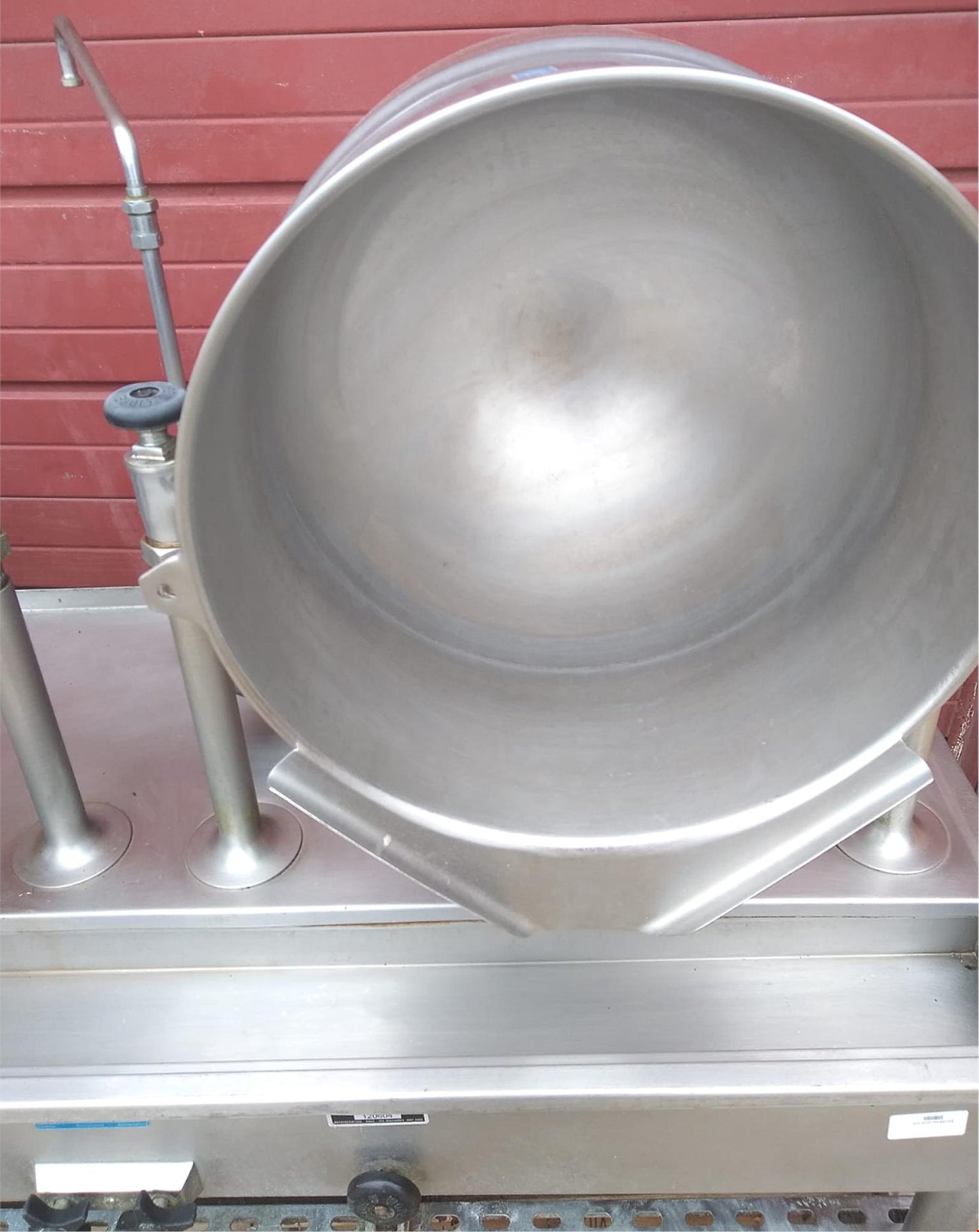 RARE 3 UNIT STATION GROEN TDA/1-40 DIRECT STEAM 30 GALLON TILT KETTLES FREESHIP