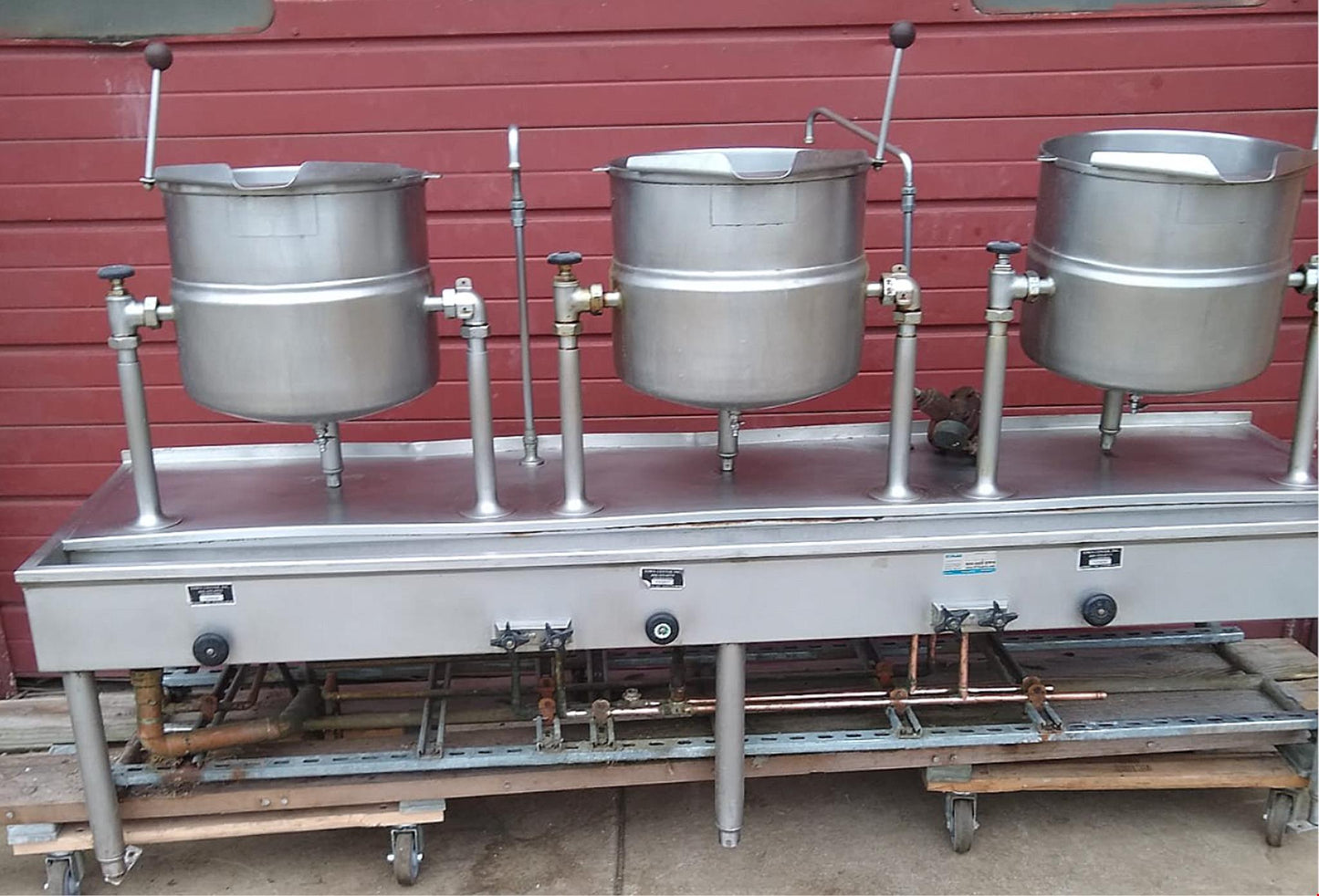 RARE 3 UNIT STATION GROEN TDA/1-40 DIRECT STEAM 30 GALLON TILT KETTLES FREESHIP