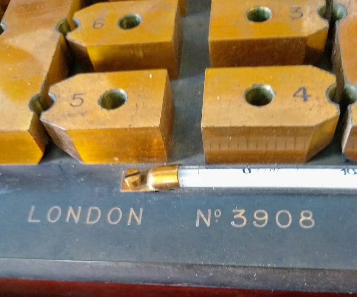 VINTAGE HISTORIC NALDER BROS of LONDON POTENTIOMETER RESISTANCE BOX 27"x13"x11"