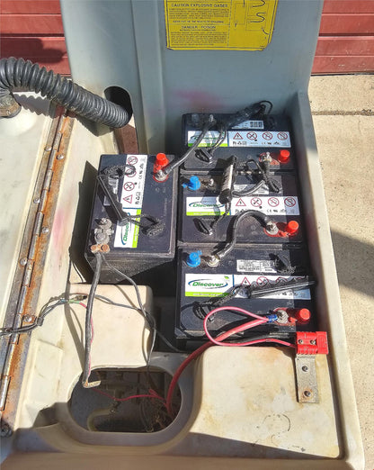 NOBLES 2701 SPEED SCRUB 27" FLOOR SCRUBBER BATTERIES CHARGER WARRANTY FREE SHIP