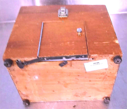 RARE VINTAGE BECKMAN MODEL G pH METER BAKELITE WOODEN BOX CASE FREE SHIPPING