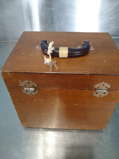 RARE VINTAGE BECKMAN MODEL G pH METER BAKELITE WOODEN BOX CASE FREE SHIPPING