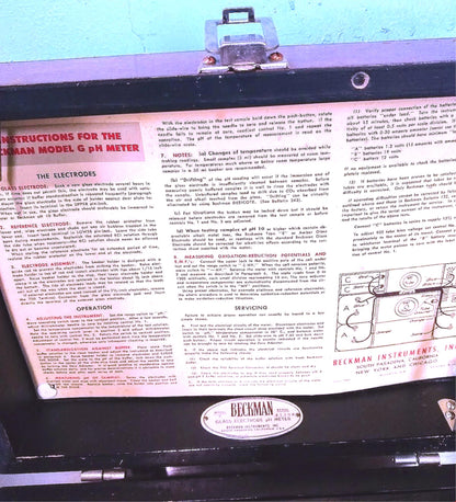 RARE VINTAGE BECKMAN MODEL G pH METER BAKELITE WOODEN BOX CASE FREE SHIPPING