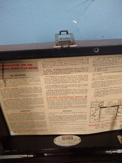 RARE VINTAGE BECKMAN MODEL G pH METER BAKELITE WOODEN BOX CASE FREE SHIPPING