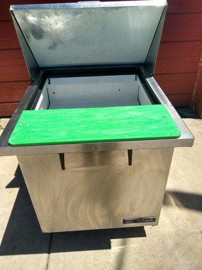 TRUE TSSU-27-12M-B 1 DOOR SANDWICH PIZZA PREP TABLE 3 TRAYS & CASTERS FREE SHIP