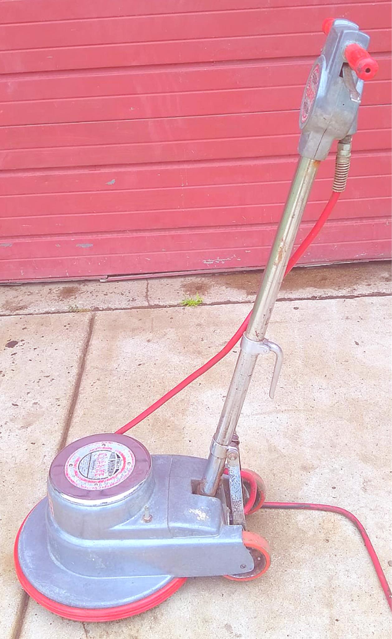 NILFISK CLARKE HEAVY DUTY 17" COMMERCIAL FM-17 FLOOR MACHINE WATCHVIDEO FREESHIP