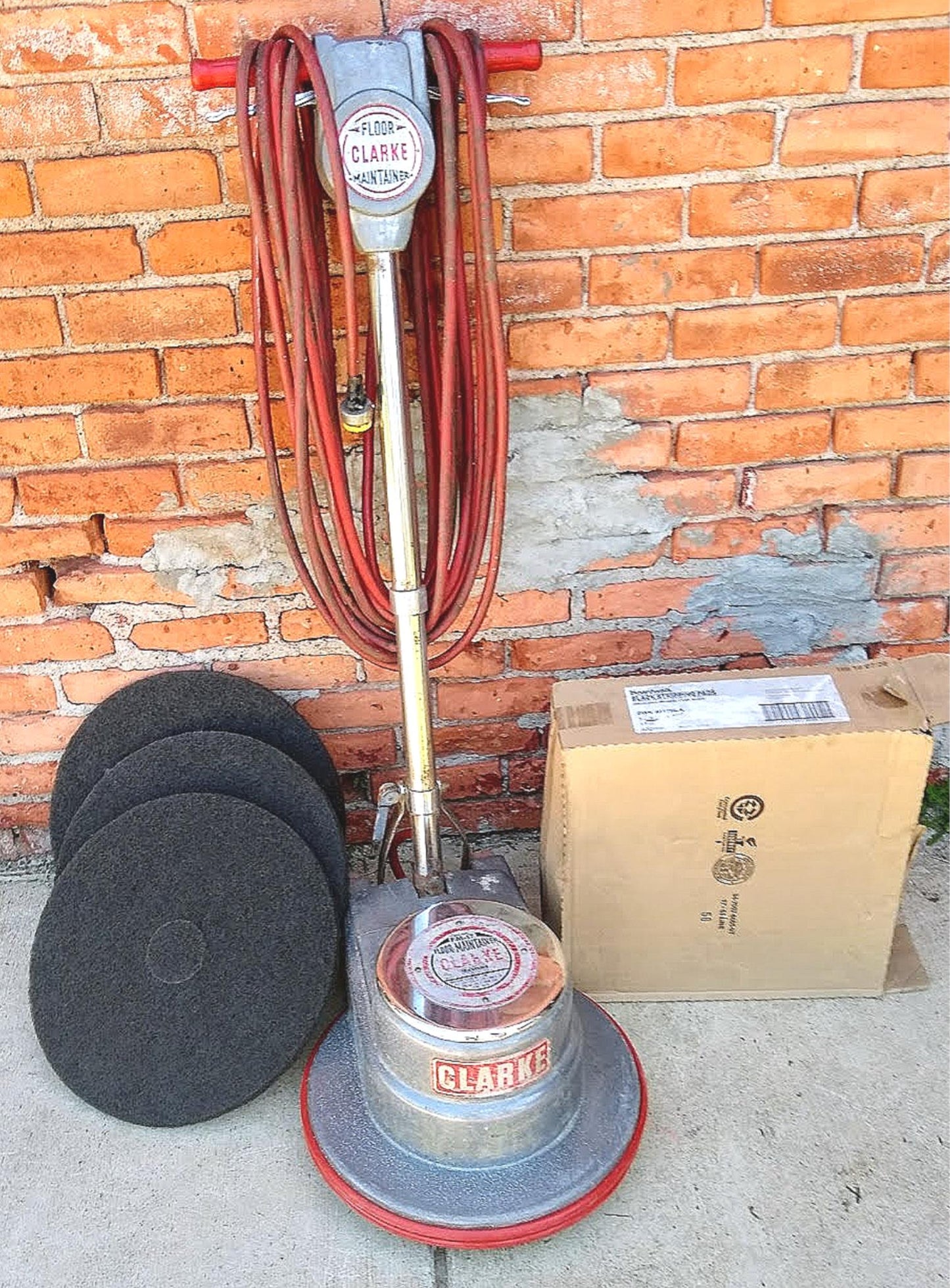 NILFISK CLARKE HEAVY DUTY 17" COMMERCIAL FM-17 FLOOR MACHINE WATCHVIDEO FREESHIP