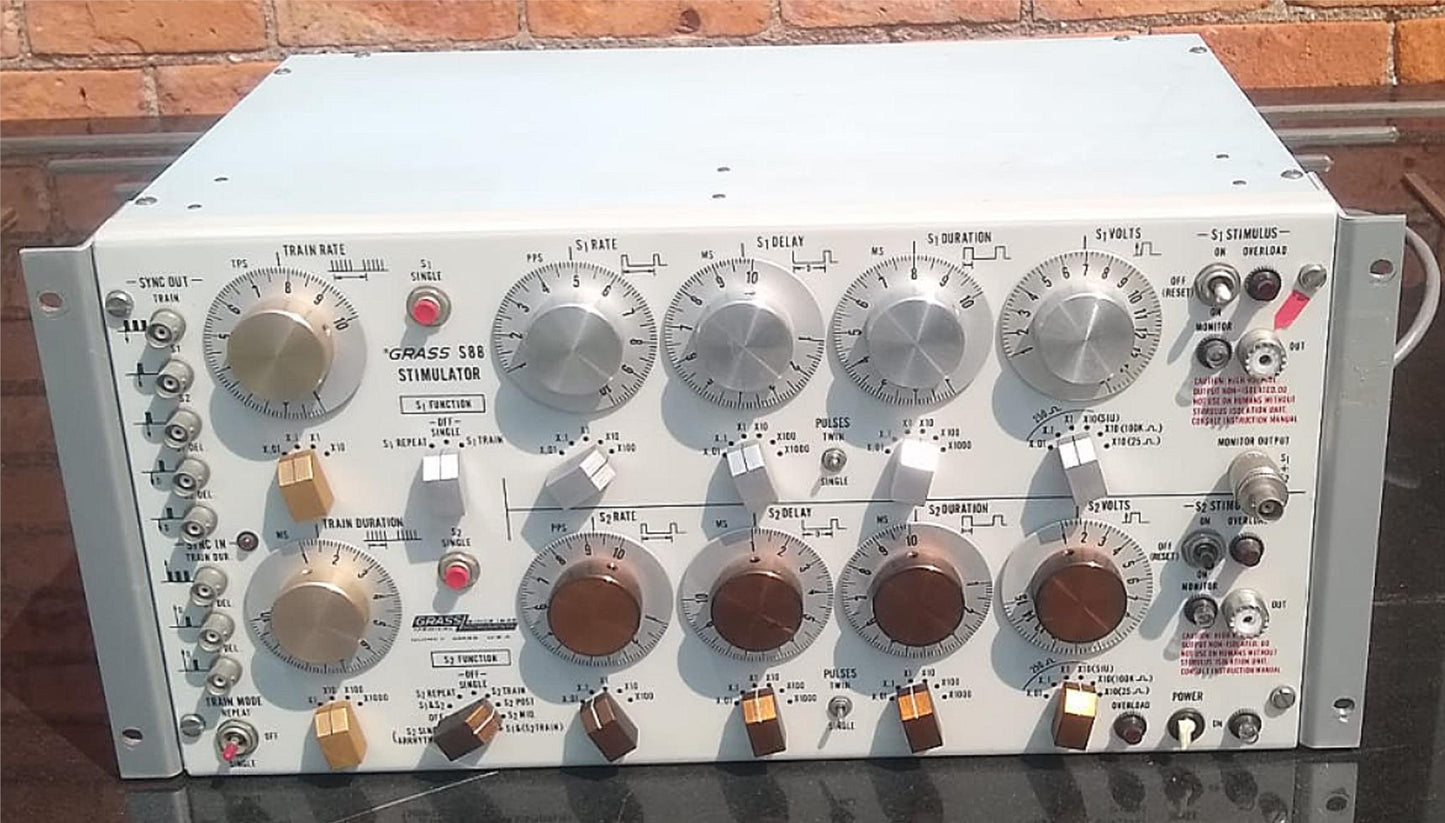 GRASS INSTRUMENTS S88 SQUARE PULSE STIMULATOR FREE SHIPPING