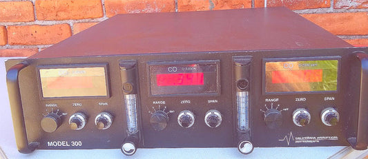 CALIFORNIA ANALYTICAL INSTRUMENT MODEL300 PARAMAGNETIC CO2 ANALYZER FREE SHIP