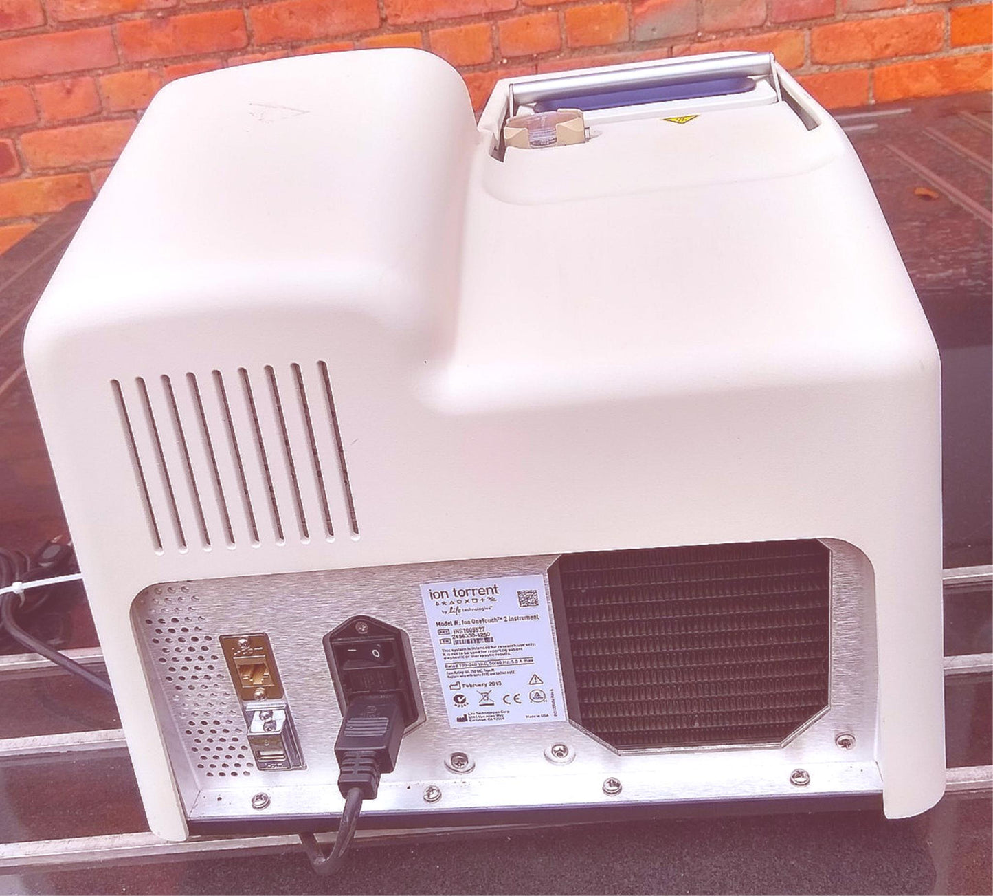 THERMO FISHER ION ONE TOUCH 2 INSTRUMENT ION SEMICONDUCTOR CHIPS THERMAL CYCLER