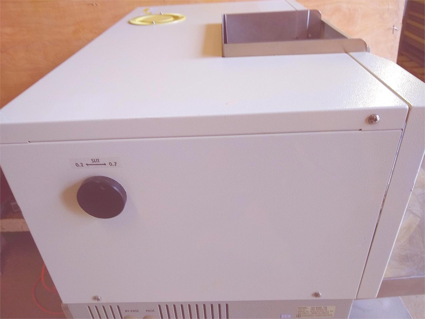 SHIMADZU DOUBLE BEAM AA-6200 ATOMIC ABSORPTION SPECTROPHOTOMETER 90 DAY WARRANTY