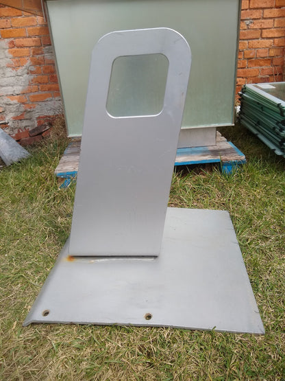 RARE: MODERN DESIGN PUBLIC OR PRIVATE MOTORCYCLE / BICYCLE PARKING RACK FREESHIP