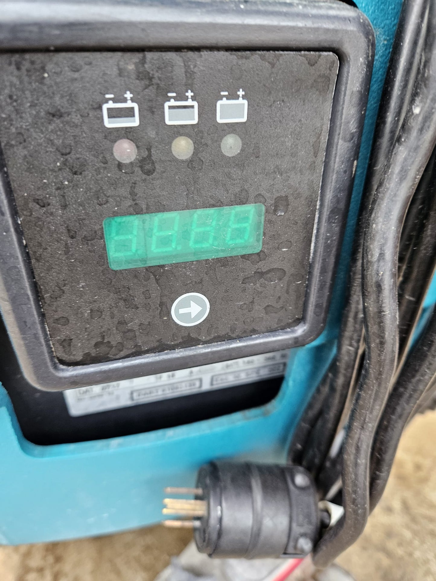 WARRANTY TENNANT T5 FAST WALKBEHIND BATTERY FLOOR SCRUBBER WATCHVIDEO FREESHIP