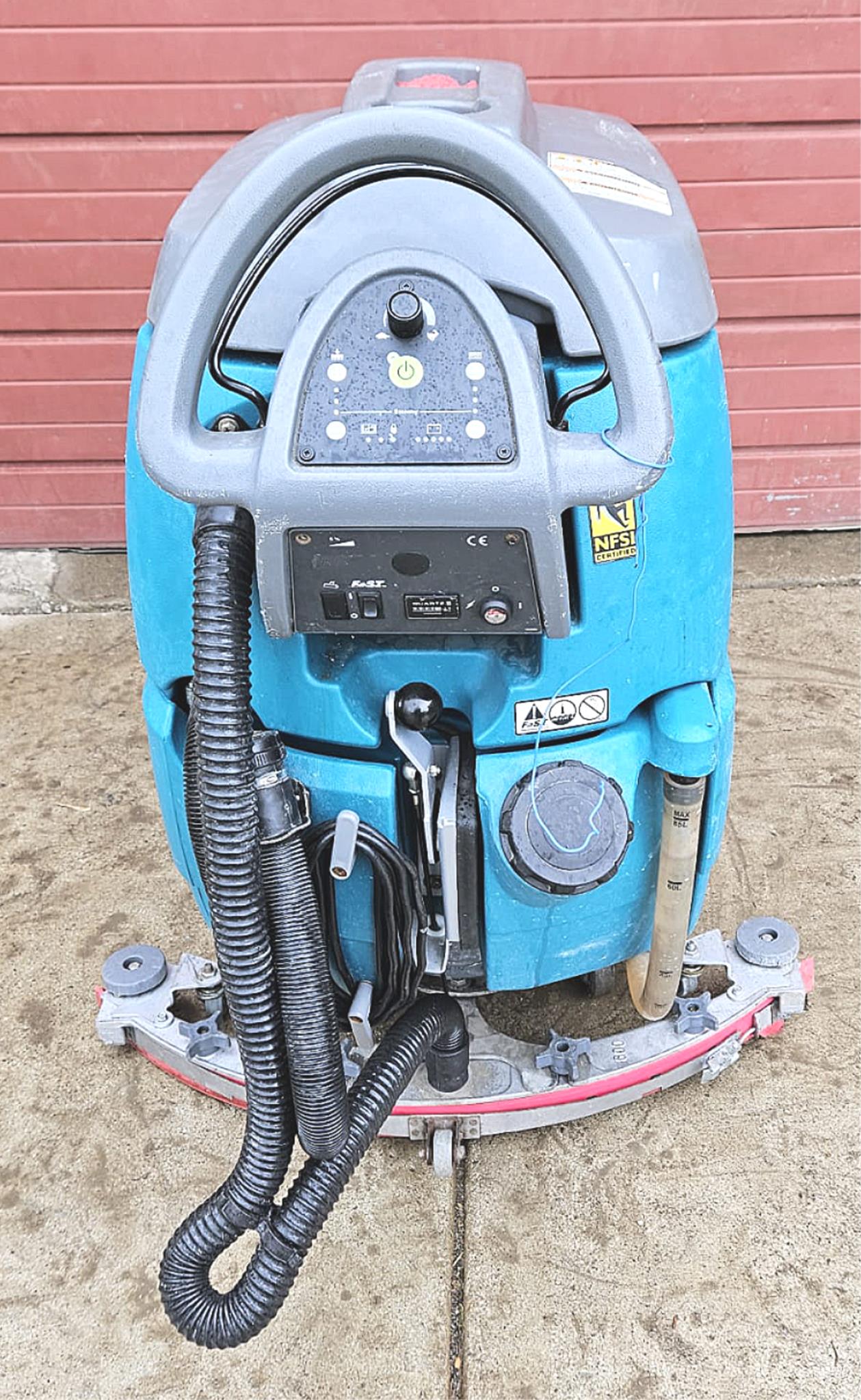 WARRANTY TENNANT T5 FAST WALKBEHIND BATTERY FLOOR SCRUBBER WATCHVIDEO FREESHIP