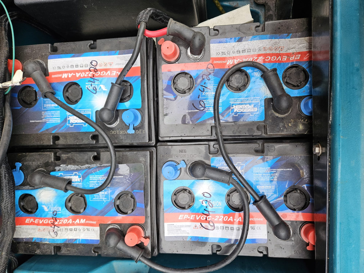 WARRANTY TENNANT T5 FAST WALKBEHIND BATTERY FLOOR SCRUBBER WATCHVIDEO FREESHIP