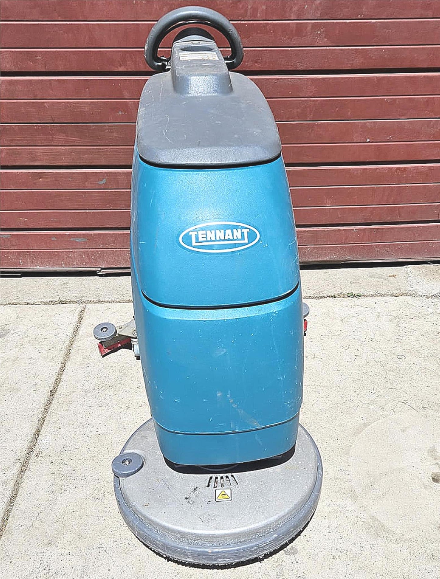 WARRANTY TENNANT T3 FAST WALKBEHIND BATTERY FLOOR SCRUBBER WATCH VIDEO FREE SHIP
