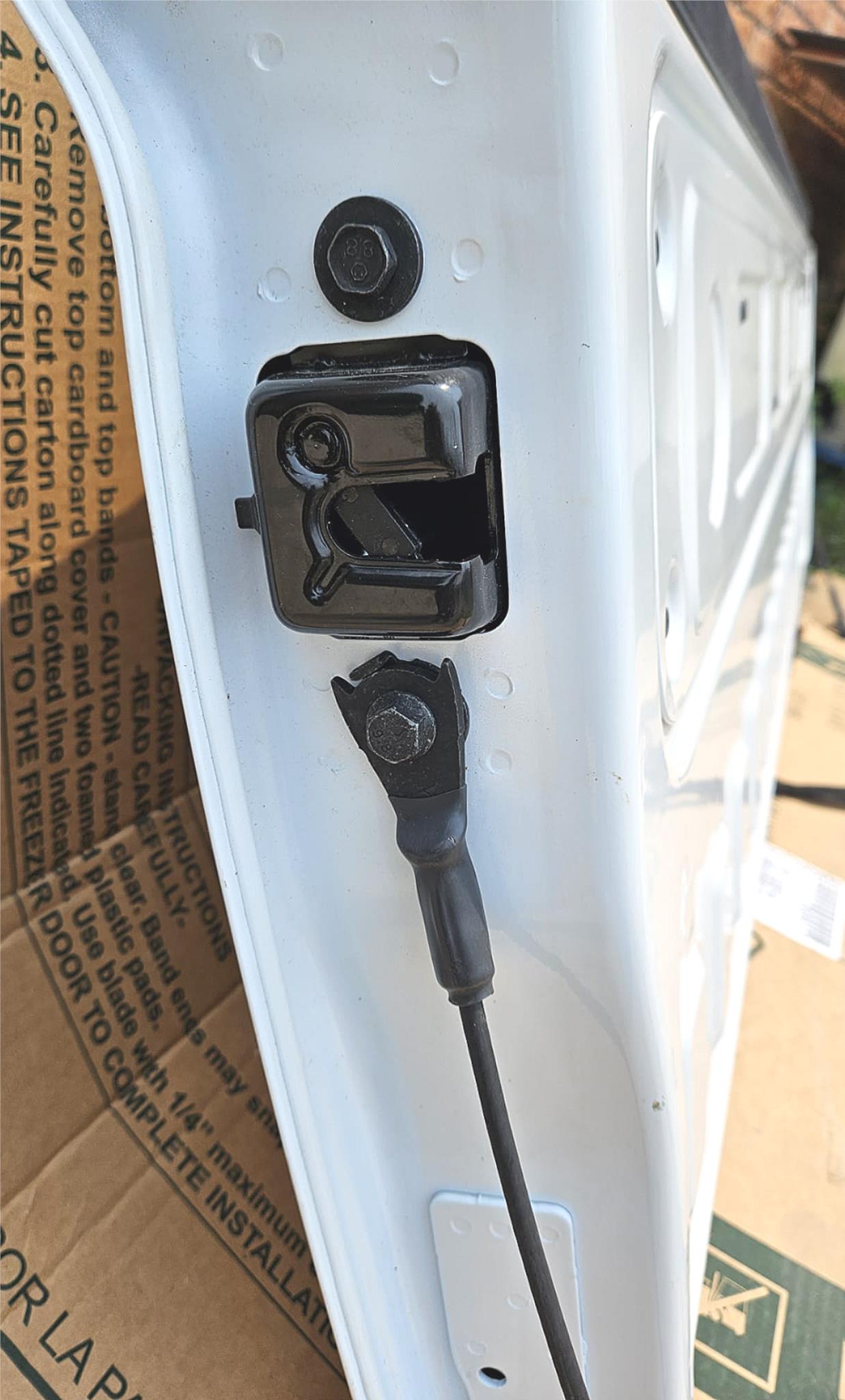 BRAND NEW 2022 CHEVROLET SILVERADO 2500/3500 MANUAL TAILGATE WHITE FREESHIPPING