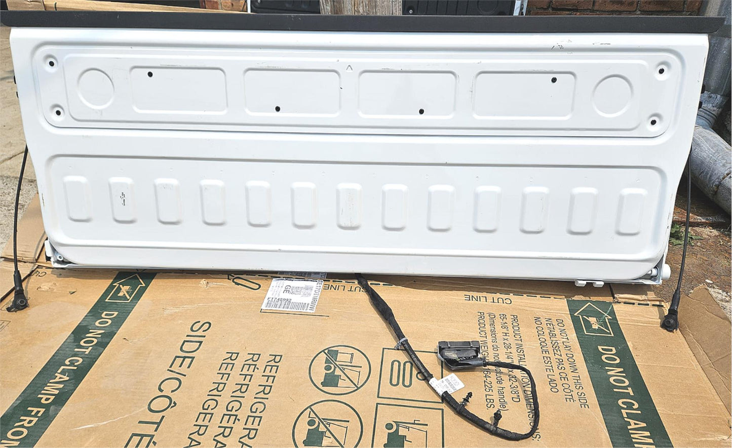 BRAND NEW 2022 CHEVROLET SILVERADO 2500/3500 MANUAL TAILGATE WHITE FREESHIPPING