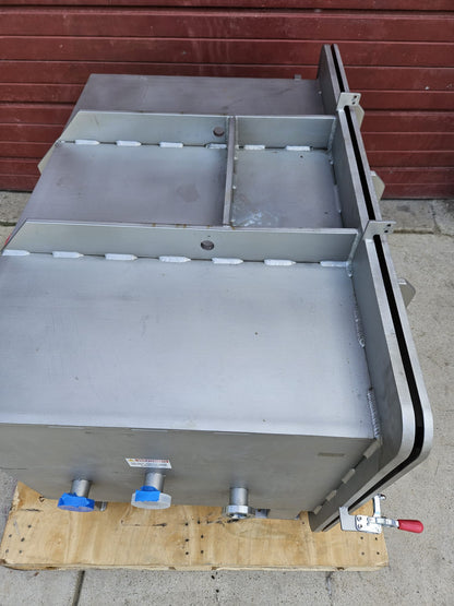 BNEW 40x26x20 LACO TECH LVC402620-3322-CH-1P2592 STSTEEL VACUUM CHAMBER FREESHIP