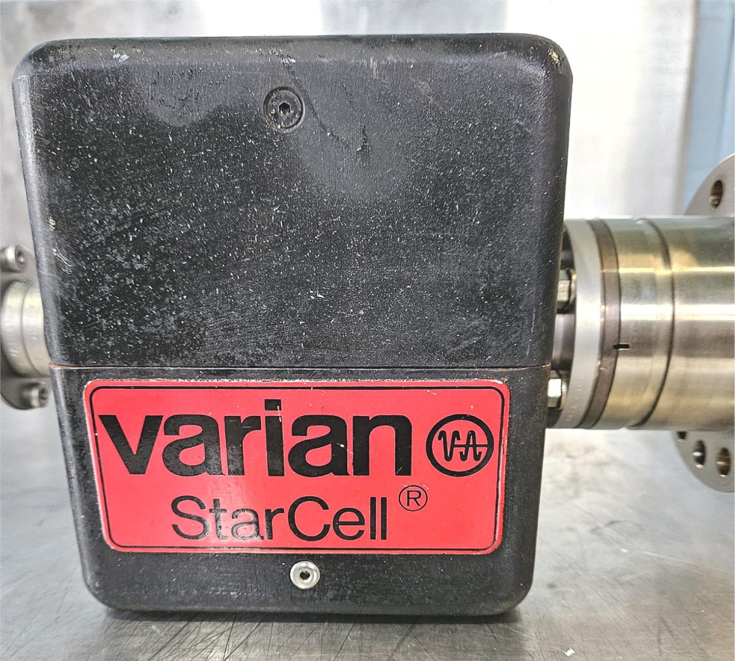 One Unit of VARIAN AGILENT VacIon Plus 20 StarCell ION PUMP 20 l/s 2.75CF INTAKE