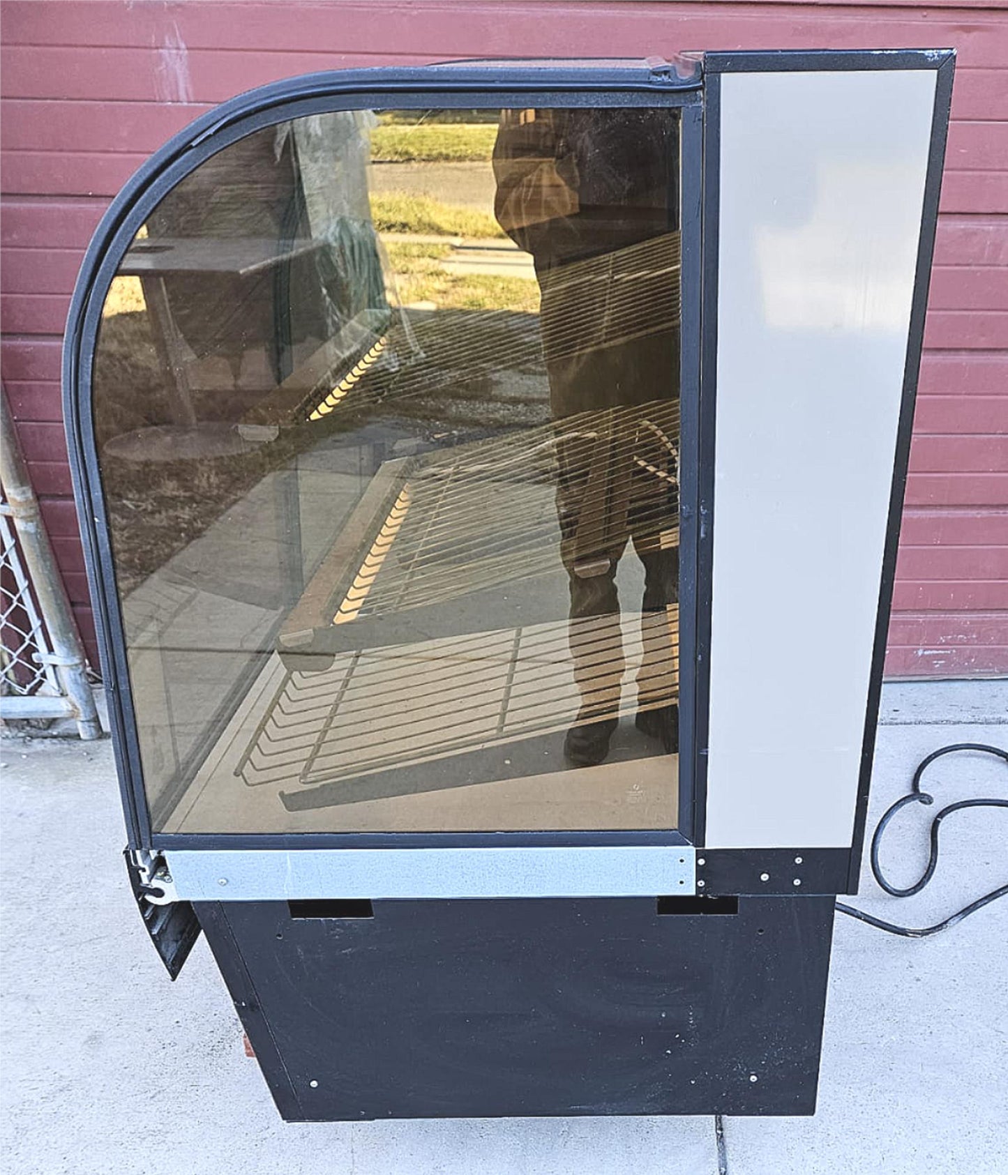 WARRANTY 31"x 48"x35" FEDERAL CURVED GLASS LIGHT BAKERY DISPLAY CABINET FREESHIP