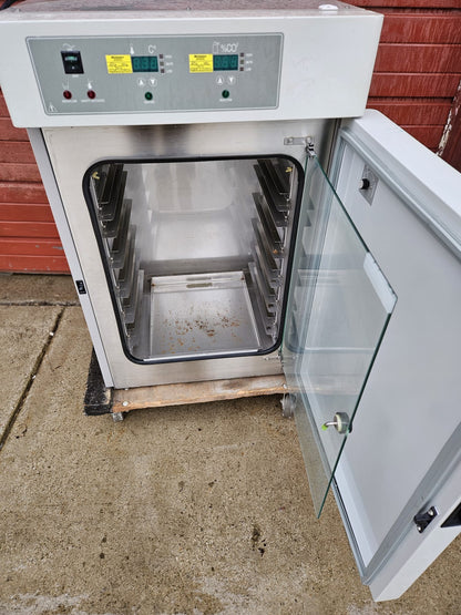 VWR 2350MP T CO2 INCUBATOR 4 SHELVES 100%OPERATIONAL 90DAYWARRANTY FREESHIP