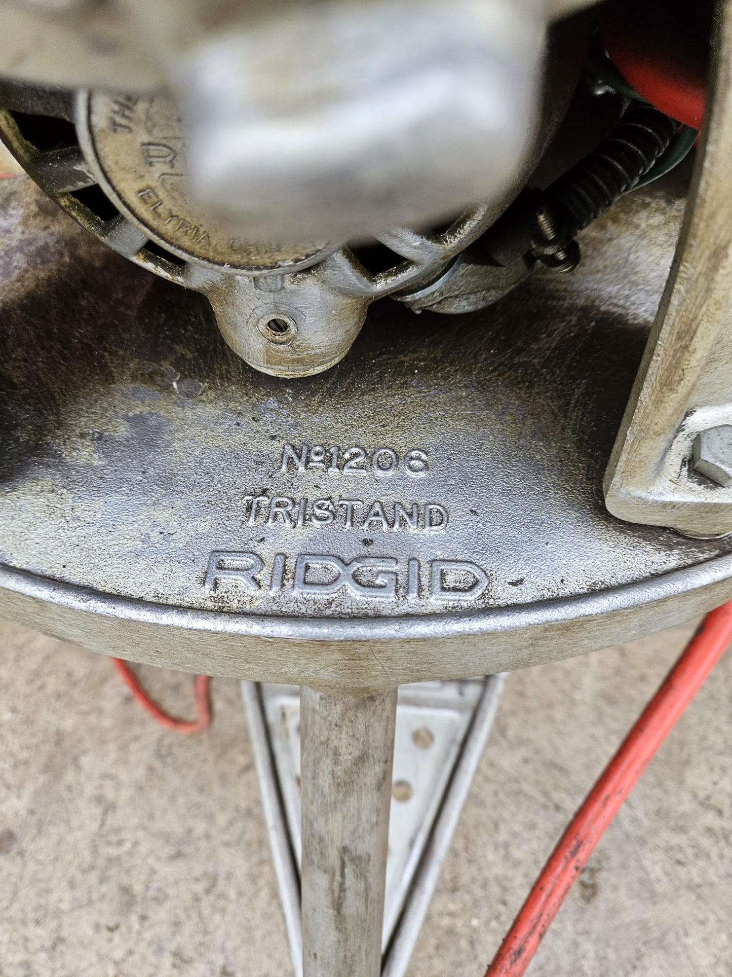 RIDGID 300 PIPE THREADER w/ 3 DIES NO CUTTER WORKING FINE WATCH-VIDEO FREE-SHIP