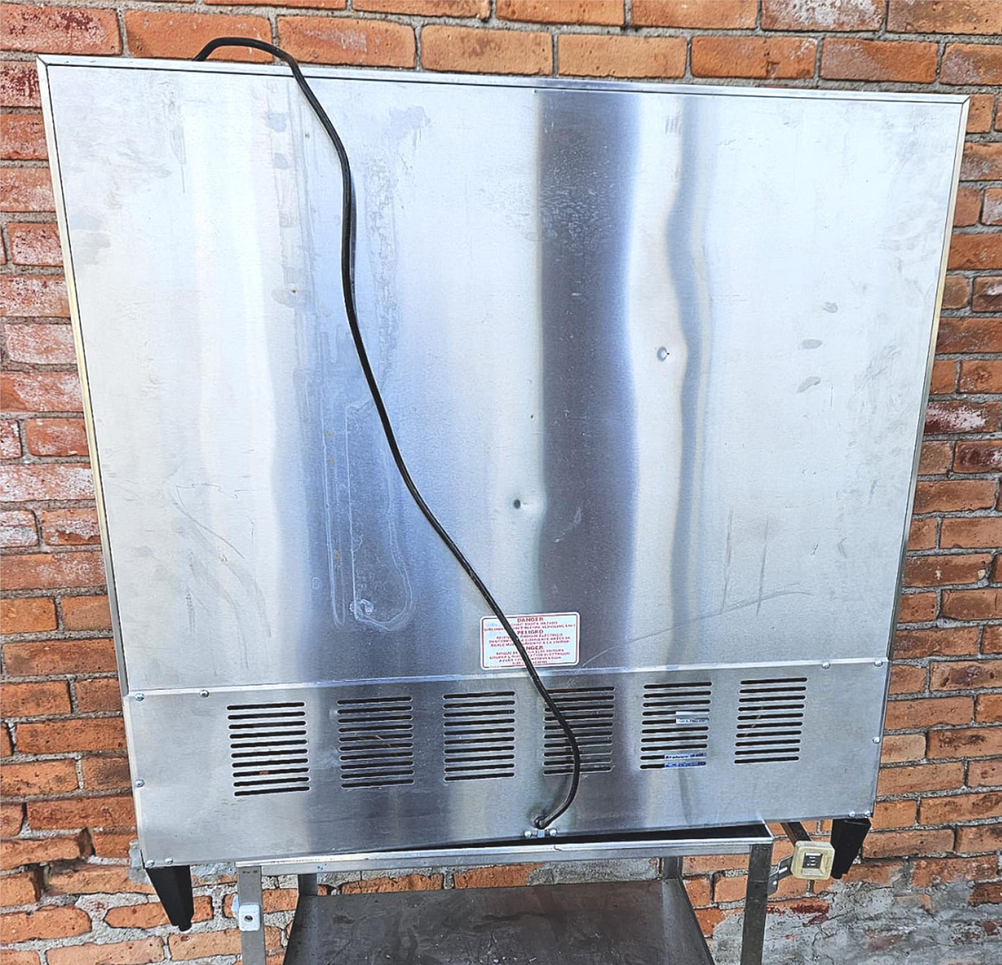 SILVER KING® SKMAJ3 REFRIGERATED COMMERCIAL MILK 3VALVE DISPENSER 90DAYWARRANTY