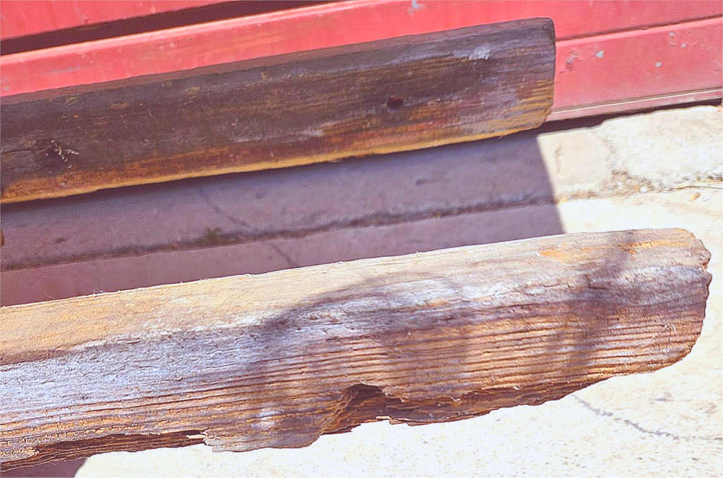 VINTAGE RUSTIC PINE CARPENTER WORKBENCH w IRON VICE CLAMP & STORAGE TRUNK TOOLS